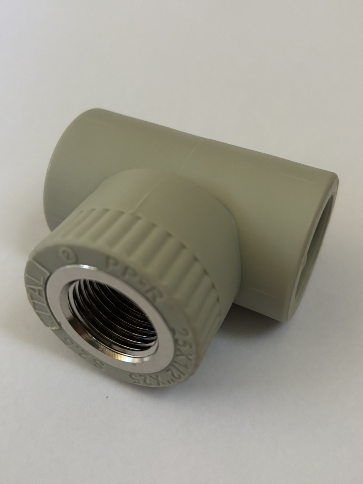 Трійник із внутрішнім різьбленням 25x1/2'x25 ппр/латунь, ITAL